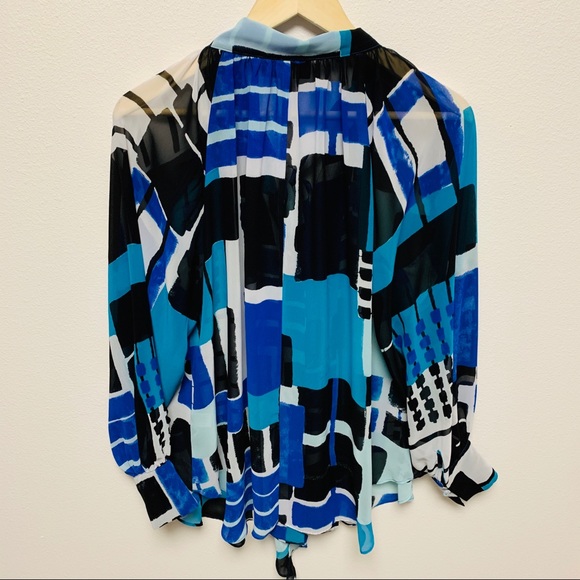 Lane Bryant Graphic Print Long Sleeve Blouse 14/16 - Picture 4 of 8